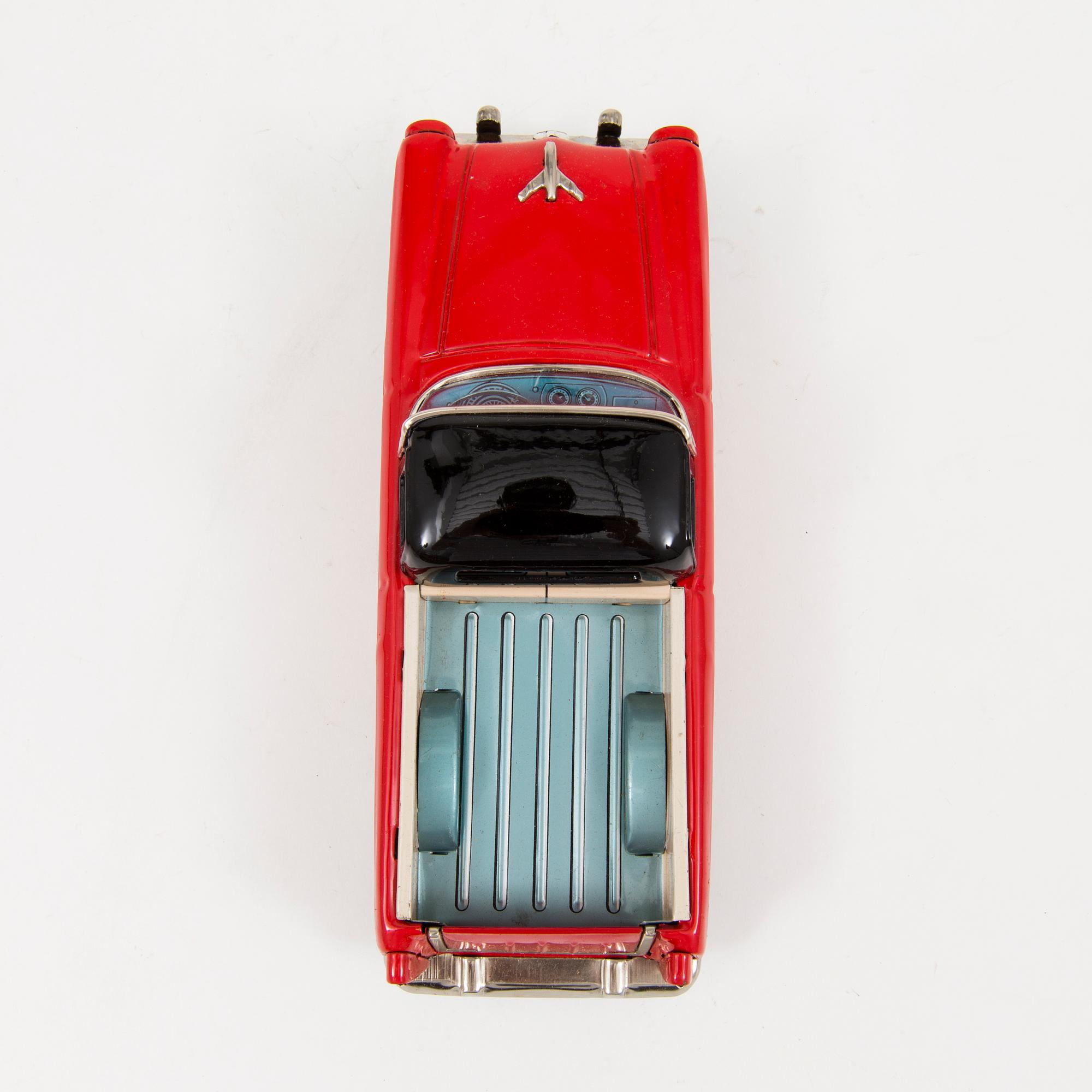 A tinplate Bandai "Chevrolet Pick up", Japan, 1960s.