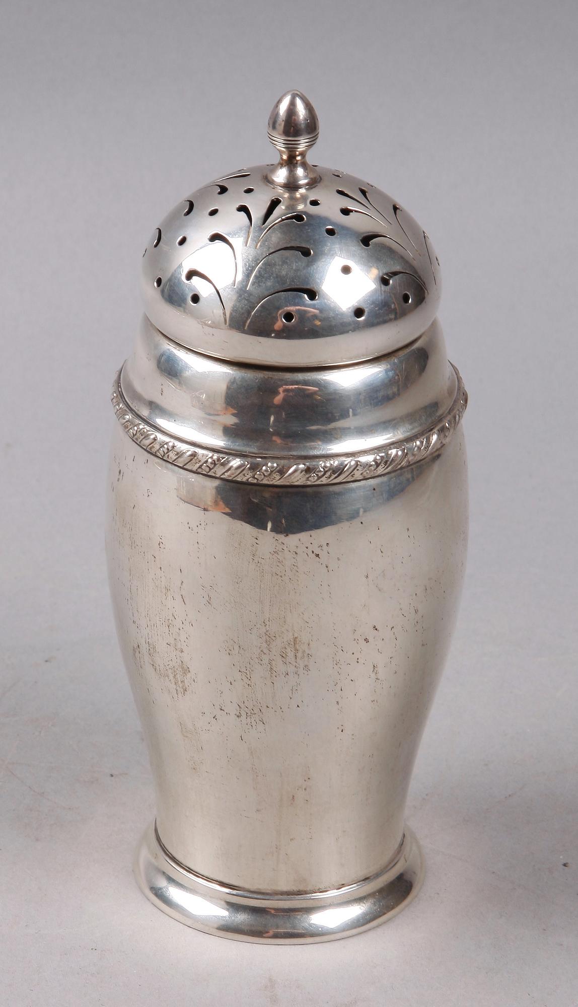 SOCKERBÖSSA, silver, Christian F Heise,  Danmark, 1917. Tot ca 260 g.