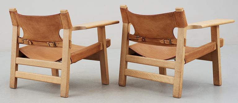 A pair of Børge Mogensen 'The Spanish Chair' in oak and leather by Fredericia Stolefabrik,