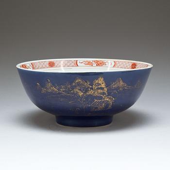 BÅLSKÅL, porslin. Kina, 1700-tal.