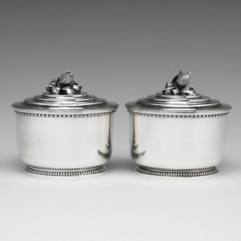 Atelier Borgila, a pair of sterling bonbonniéres, Stockholm 1945.
