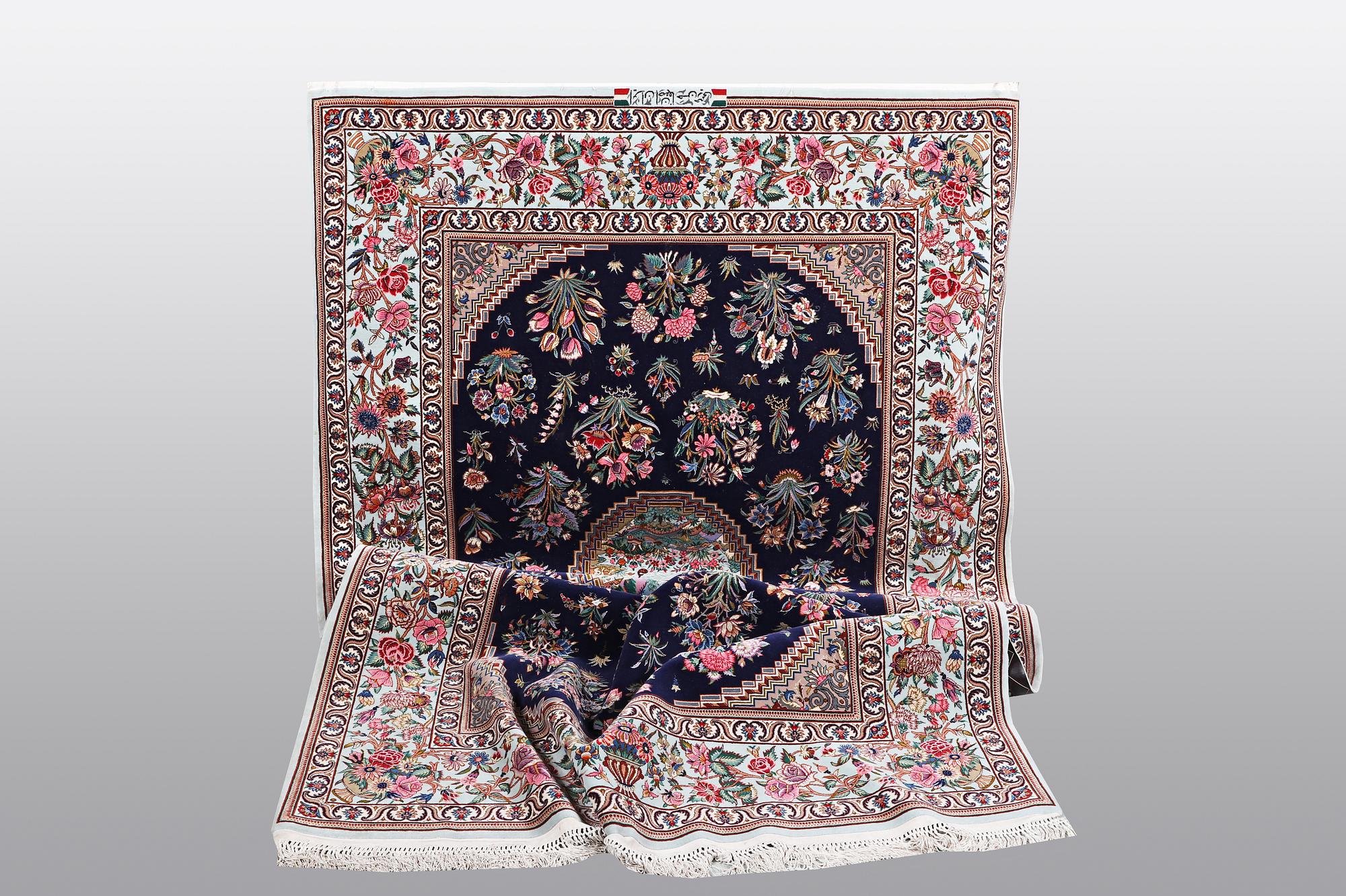 Matta Isfahan, part silk, ca 206 x 142 cm Signerad: hussien Rahimi.