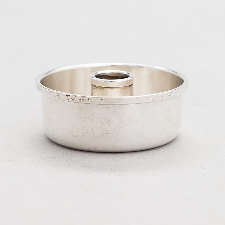 Bertel Gardberg, , A  'Birgitta' silver candleholder, model 22908, Hopeatehdas oy, Helsinki 1965.
