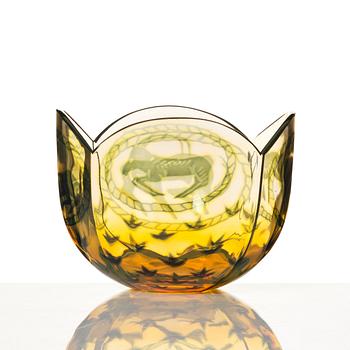 Gunnar Cyrén, a 'graal' glass bowl, Orrefors, Sweden.