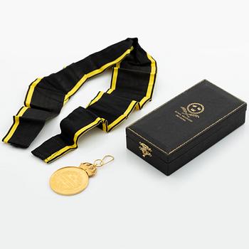 Carl XVI Gustaf, medalj i guld 18 k, 12.e storleken, Kungliga patriotiska sällskapet. 1996.