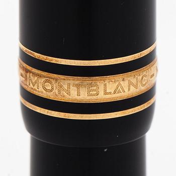 Montblanc, a Meisterstück fountain pen.