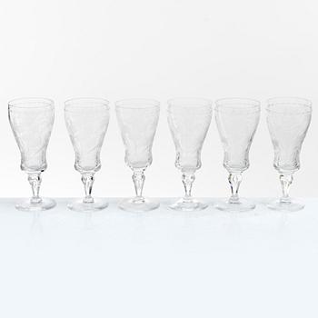 Vicke Lindstrand, six 'Dalecarlia' white wine glasses, Kosta Boda.