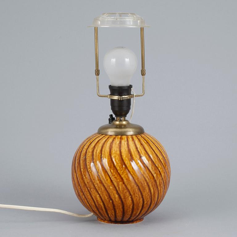 BORDSLAMPA, Gunnar Nylund, Rörstrand, 1900-talets mitt.