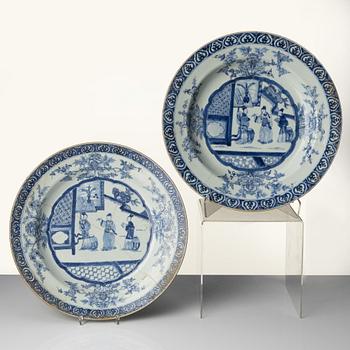 Fat, ett par, porslin. Qingdynastin, Kangxi (1662-1722).