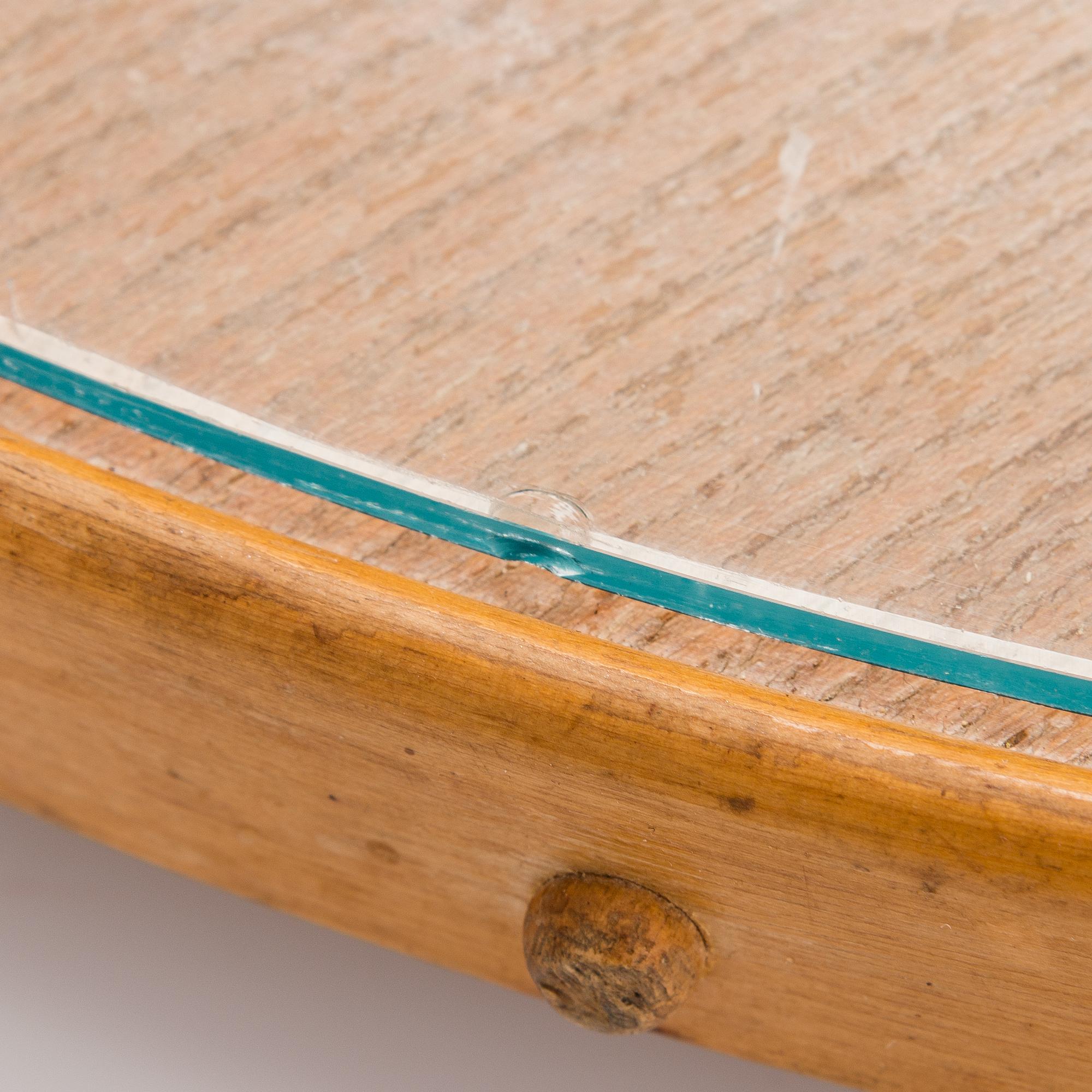 Alvar Aalto, tarjotin, "Lazy Susan" malli B91,  O.Y. Huonekalu-ja Rakennustyötehdas A.B.1900-luvun puoliväli.