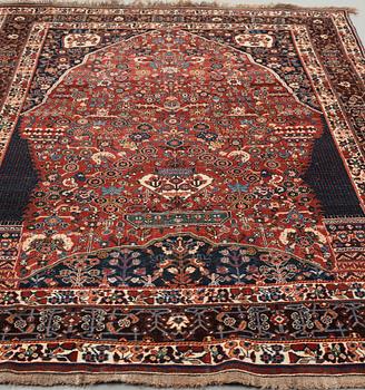 MATTA, semiantik Kashgai, ca 265,5-268 x 169,5-171 cm (samt en kortsida med 2 cm slätväv).