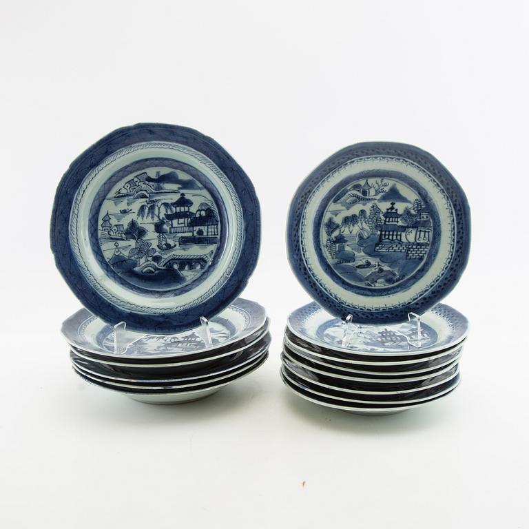 Servis 14 dlr Kina omkring 1900 porslin.