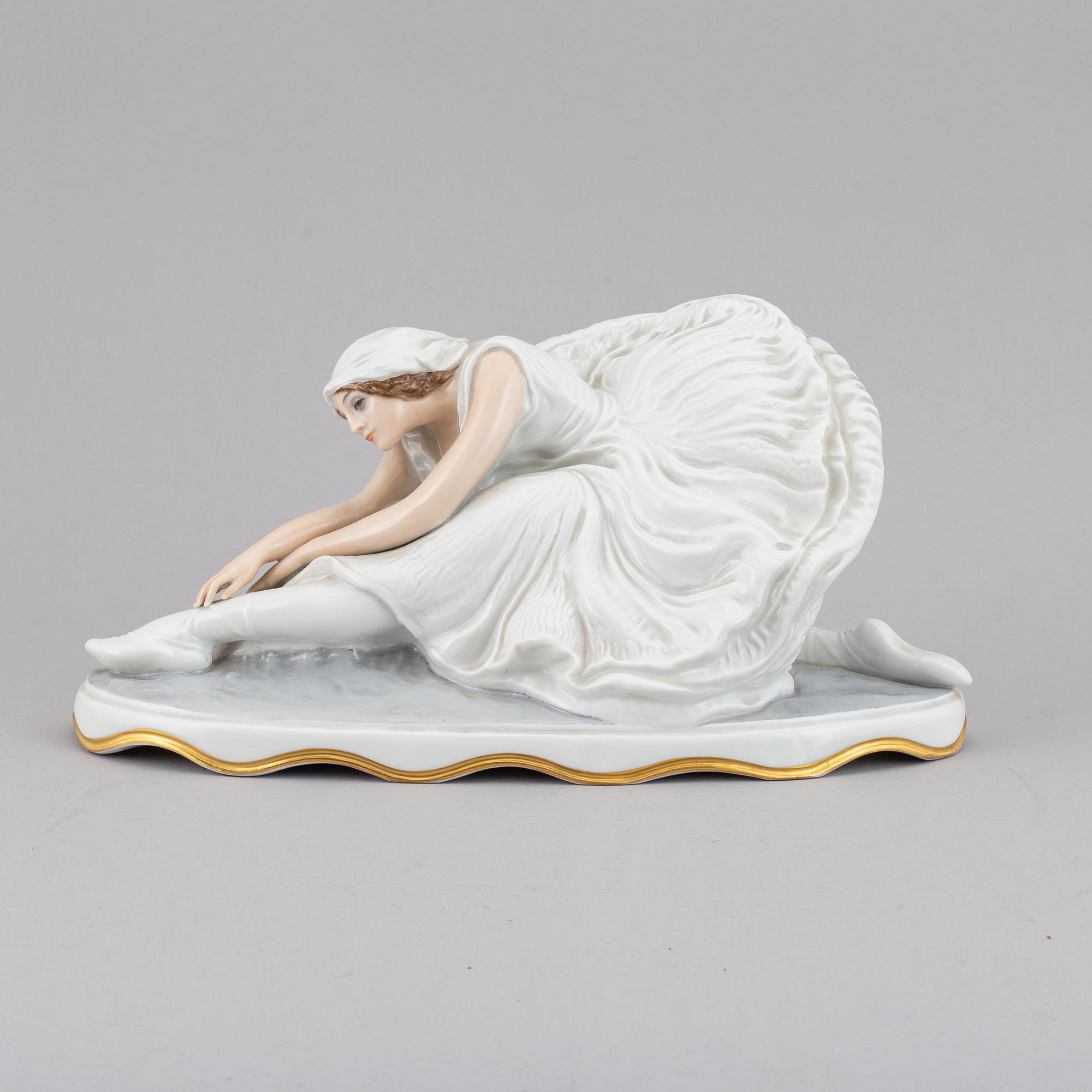 CONSTANTIN HOLZER-DEFANTI, porslin, figurin, "Den döende svanen", Rosenthal, 1900-talets andra kvartal.