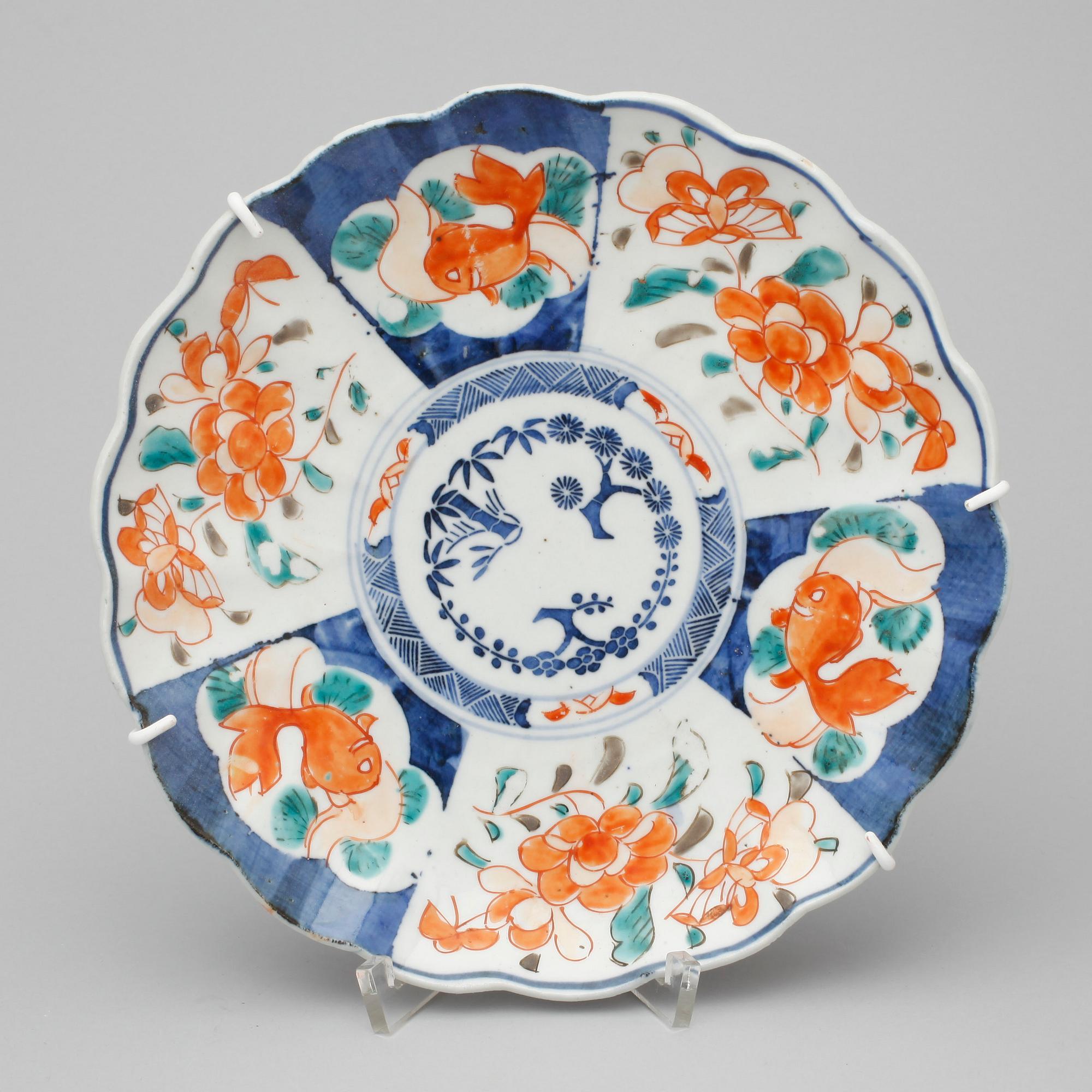FAT, 3 st, porslin, Imari, Japan, 1800-tal.