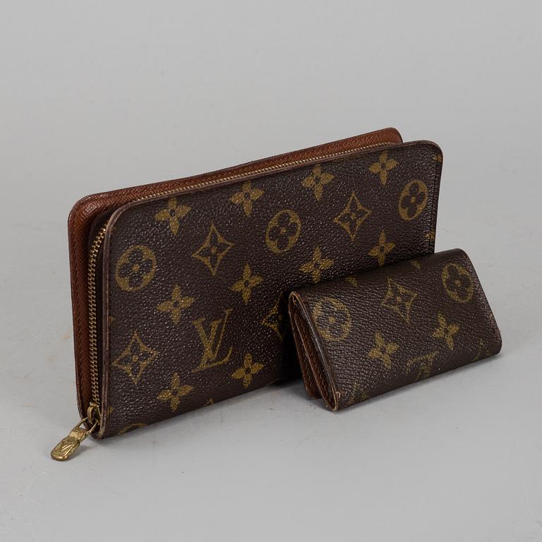 LOUIS VUITTON, plånbok samt nyckelhållare.