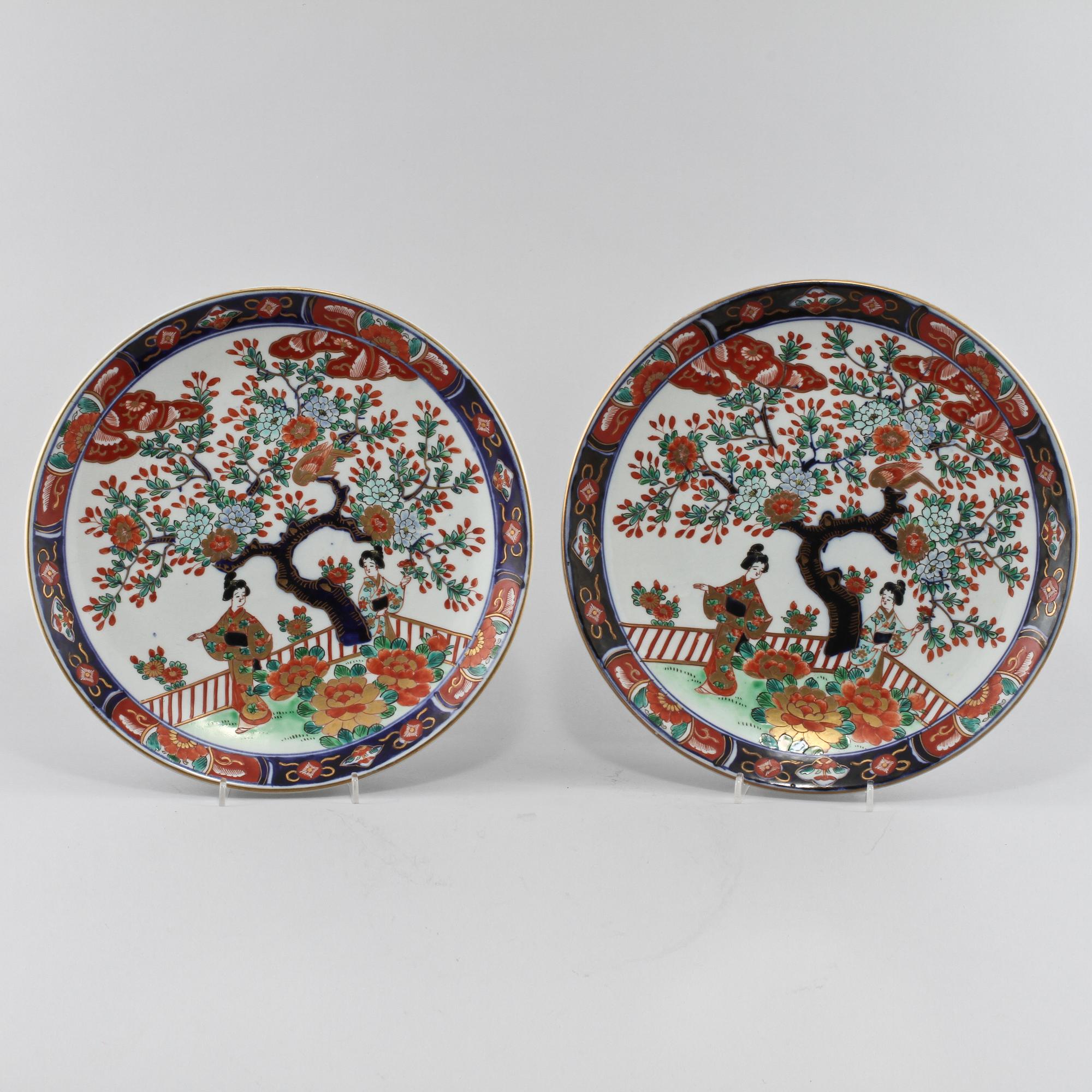TALLRIKAR, ett par, Japan, 1900-tal.