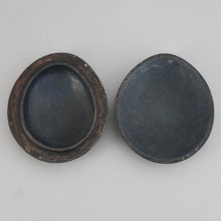 Hans Hedberg, a signed faience box, Biot, France.