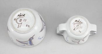 MUGG samt SKÅL MED LOCK, fajans, 2 delar, Wilhelm Kåge, uniksignerade.