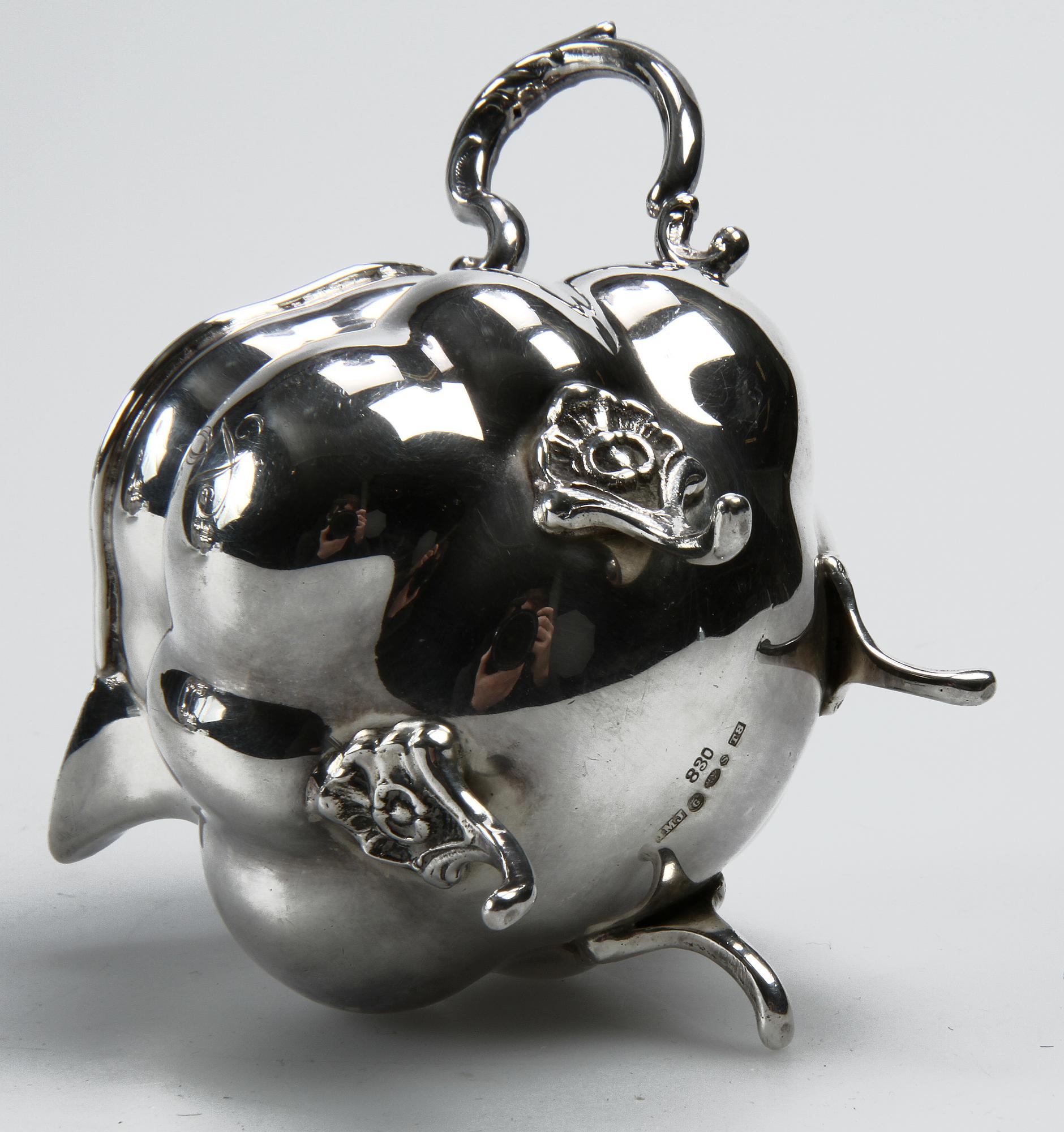 MOCCASERVIS, 3 delar, silver, rokokostil, 1945. vikt ca 857 gr.