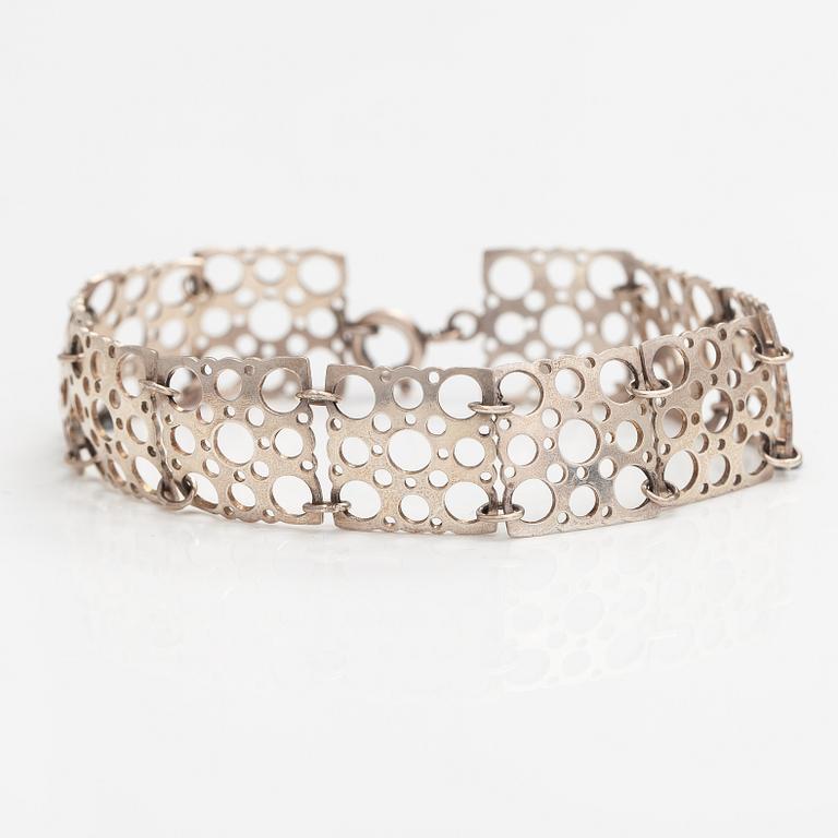 Liisa Vitali, A sterling silver bracelet "Pitsi". Westerback, Helsinki 1971.