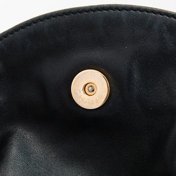 Chanel, an 'Olsen' hobo shoulder bag, 2002-2003.