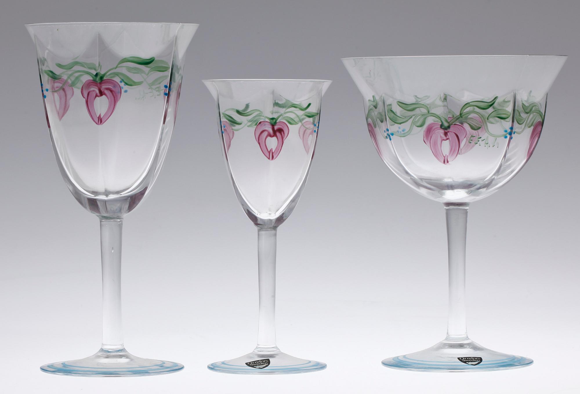 GLASSERVIS, 36 delar, "Maja", Orrefors, Eva Englund, 1980-tal.