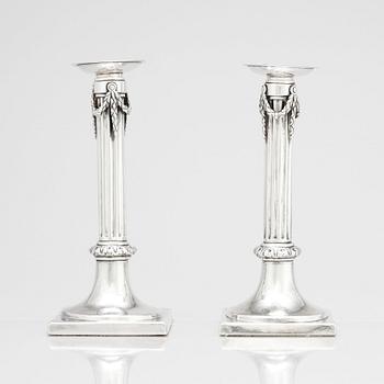 Johann Philipp Heckenauer, ljusstakar, ett par, silver, Augsburg 1787-1789.