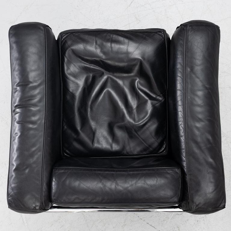 a pair of "LC2" armchairs, Cassina, second half of the 20th century.