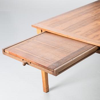 MATBORD, Design Anika Reuterswärd för Fogia. 2000-tal.