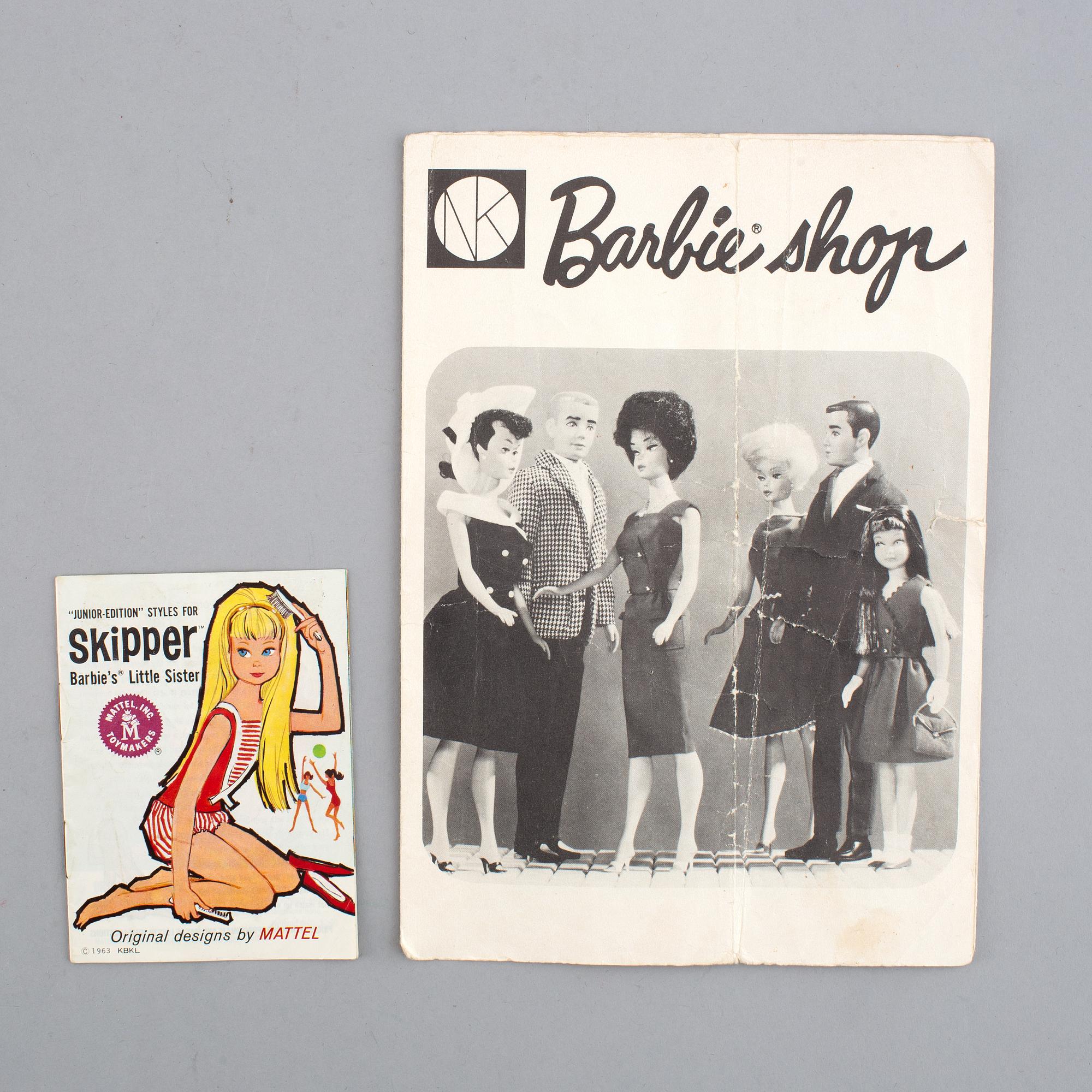 A collection of four Mattel 1960's Barbiedolls with accessories.