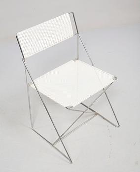 STOLAR, 4 st, "X-line", Niels Jörgen Haugesen, Danmark, formgiven 1977.