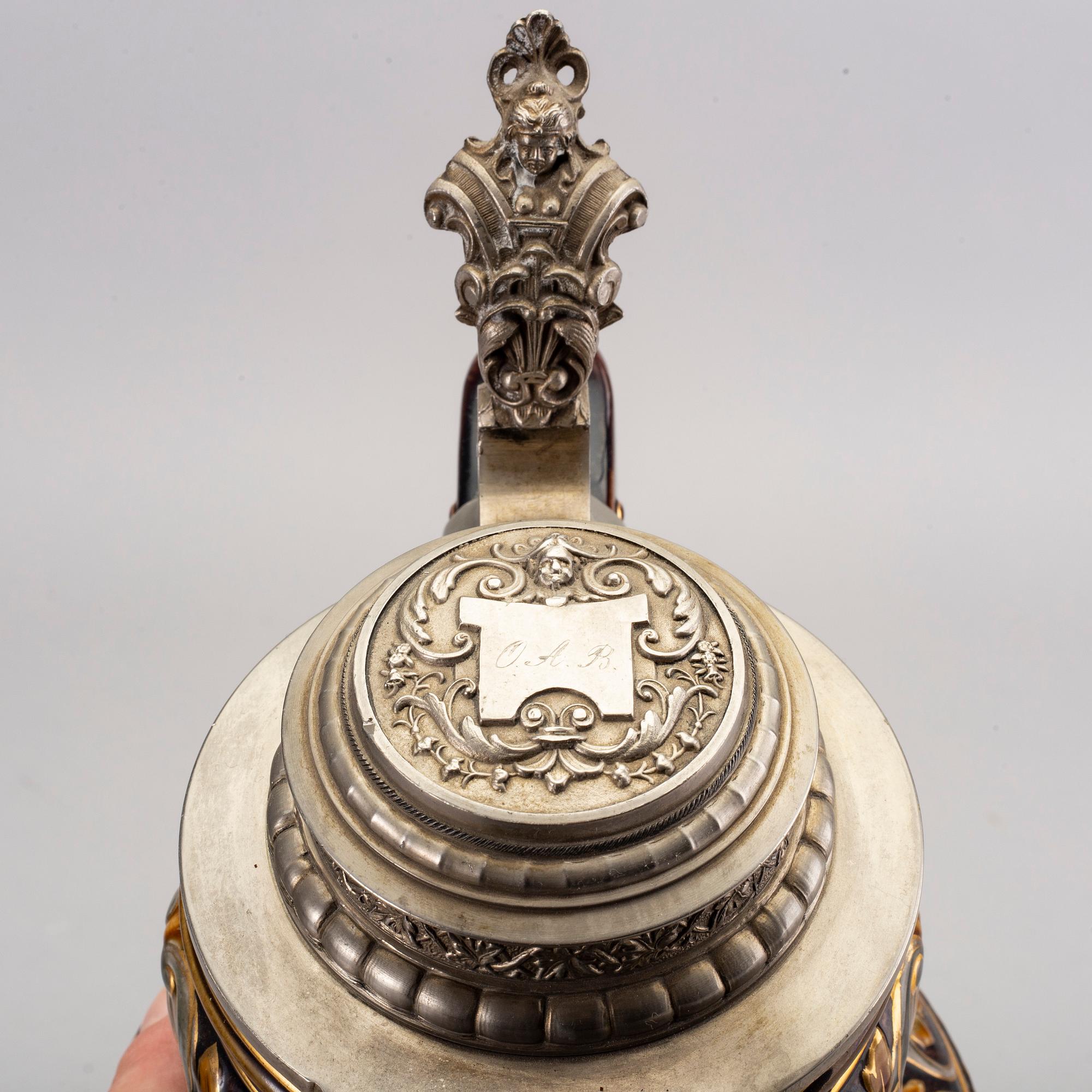 A Rörstrand majolica jug around 1900.