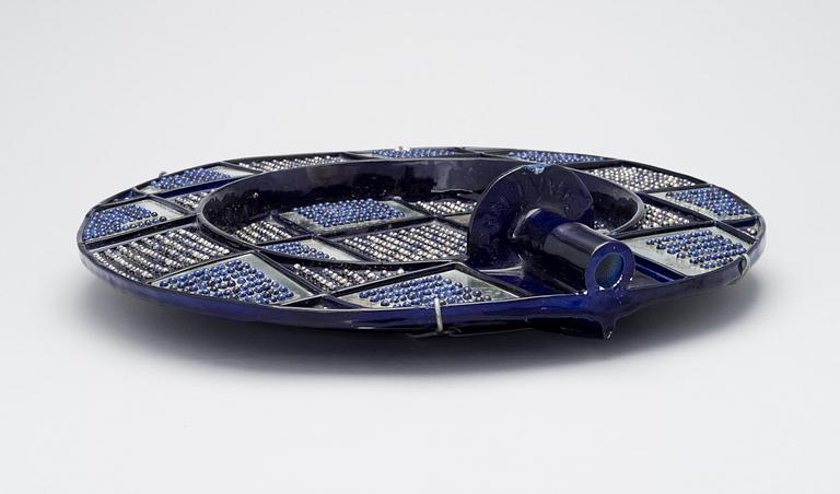 BIRGER KAIPIAINEN, A CERAMIC MIRROR SCONCE. Signed Kaipiainen.