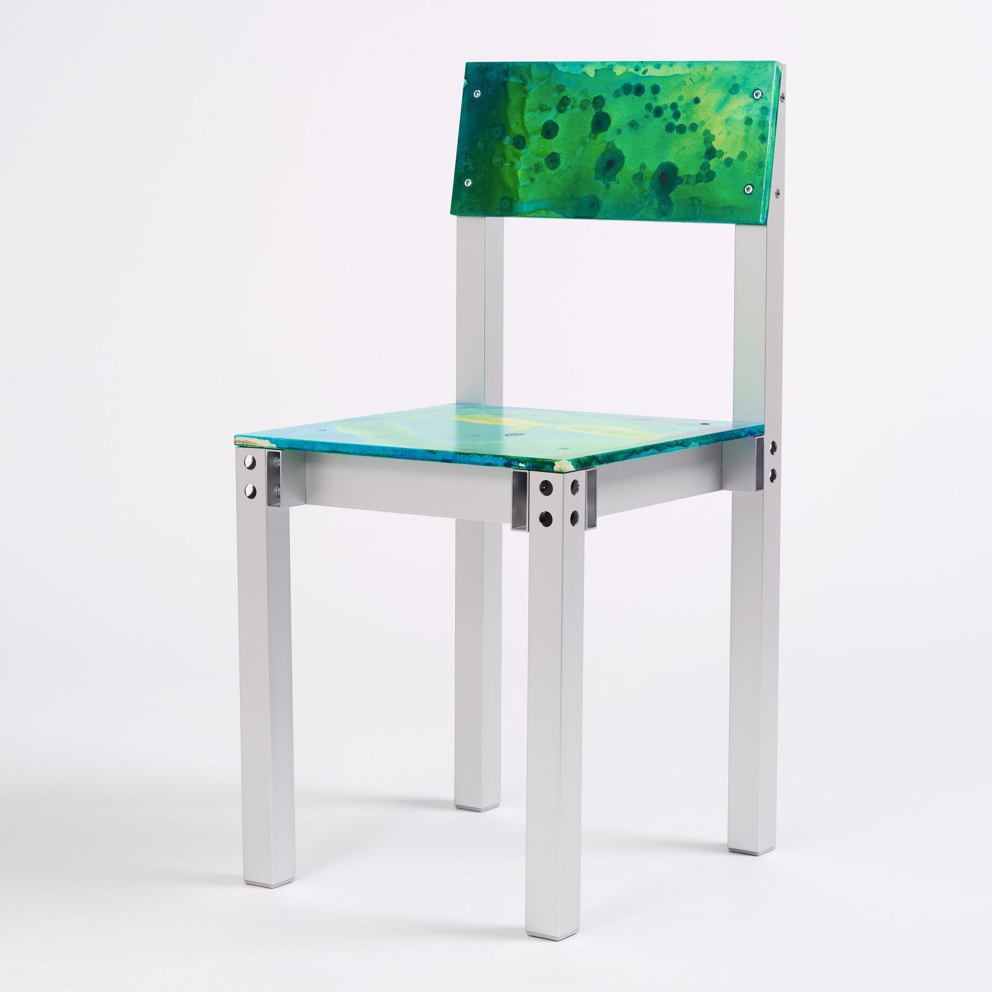 Fredrik Paulsen, a unique chair, "Chair One Open Air, Bad Moon Rising", JOY, 2024.