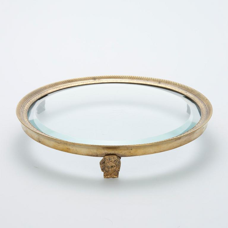 BRICKA, brons samt glas, möjligen Frankrike 1800-talets slut.