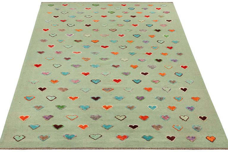 An Afghan kelim carpet, c. 295 x 204 cm.