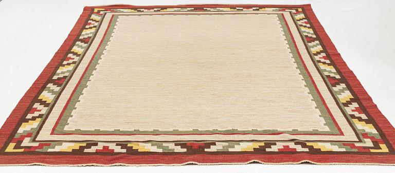 Rug, flat weave, Sweden, 1930s, 355 x 245 cm.