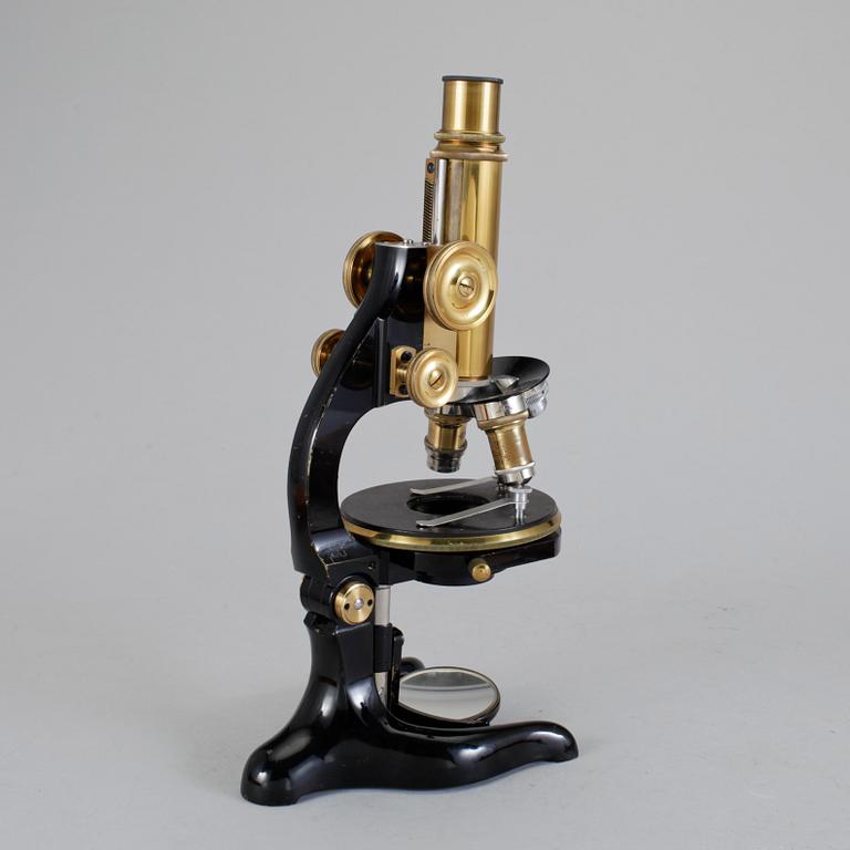 MIKROSKOP, No 151415, Ernst Leitz, Wetzlar, 1900-talets första hälft.