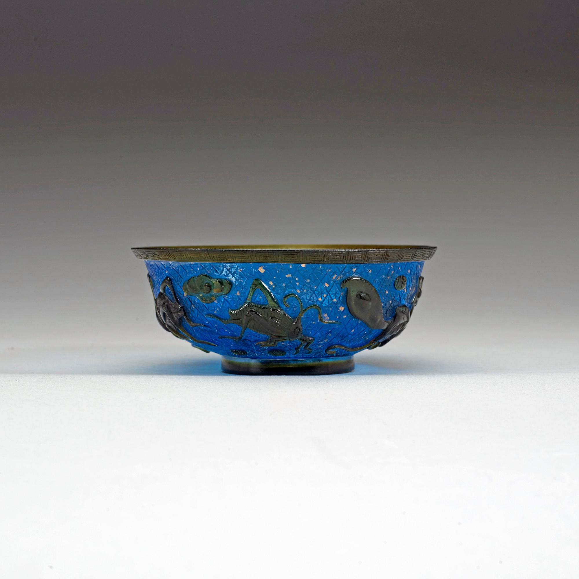 A Glass bowl, Qing dynasty (1644-1912).