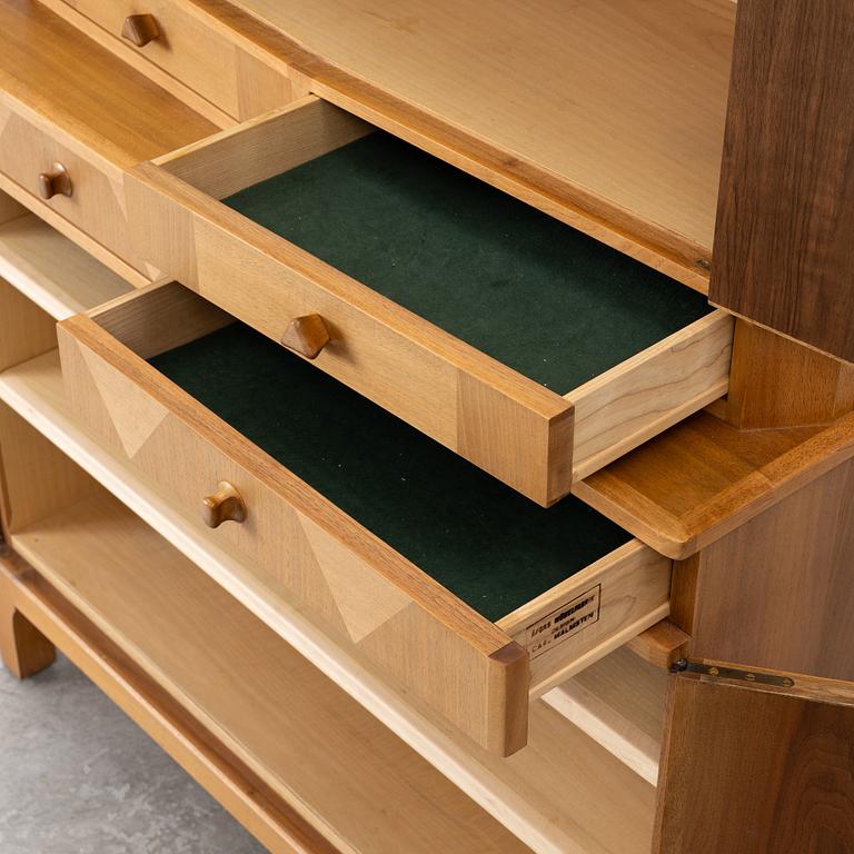 Carl Malmsten, a 'Klinte' cabinet, late 20th century.