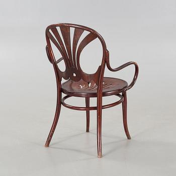 An Thonet, armchair from the first half of the 20th century.