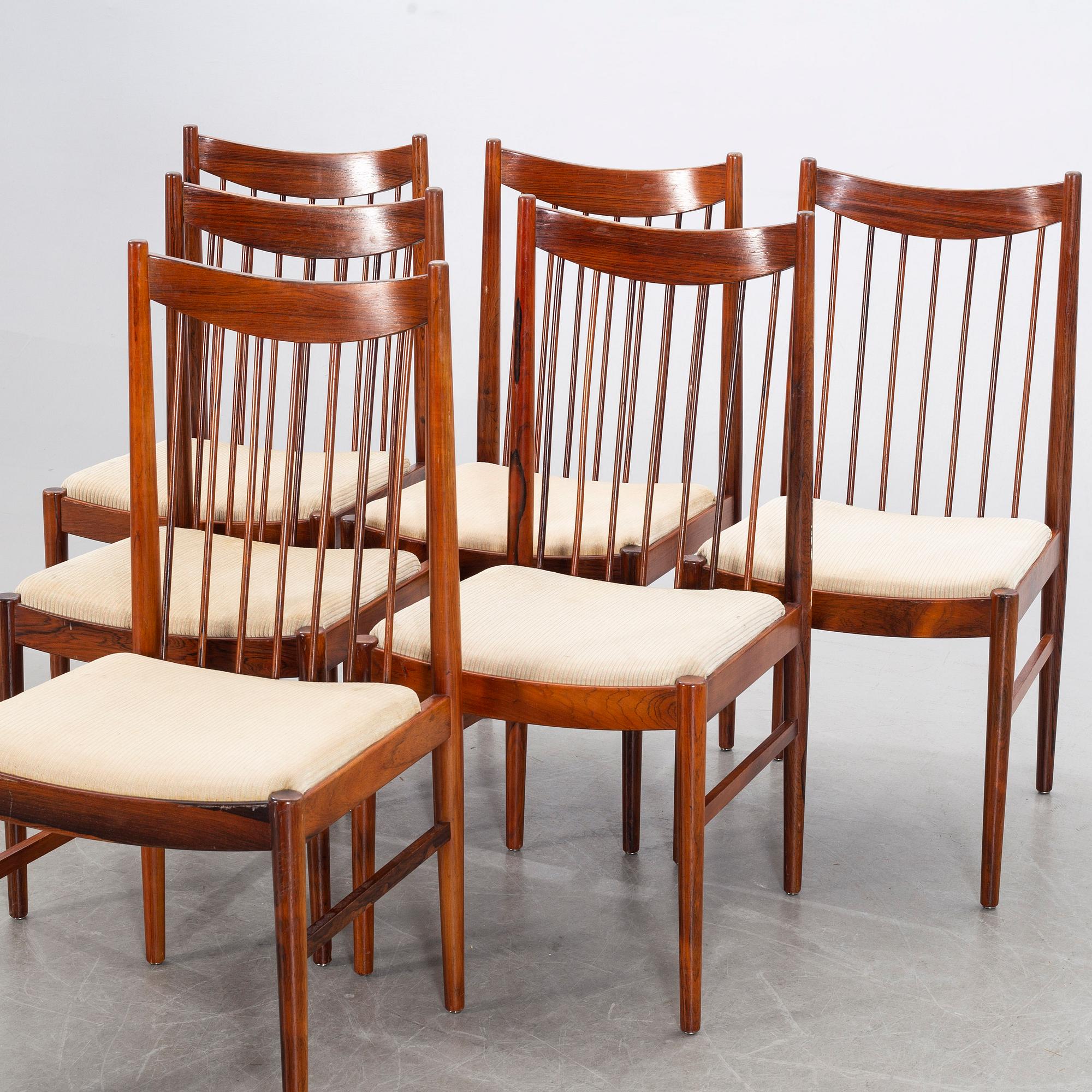 ARNE VODDER, stolar, 6 st, palisander, 1960-tal, Cites-intyg medföljer.