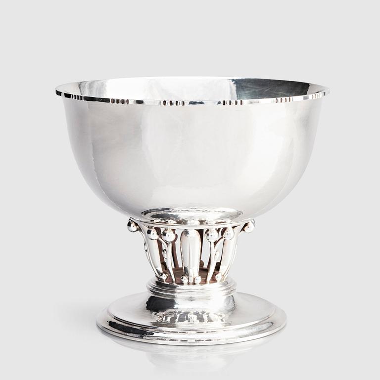 Georg Jensen, skålar på fot, ett par, Köpenhamn 1953, sterling, design nr 19A.