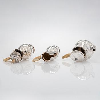 Te- och kaffeservis på bricka, silver, totalt 6 delar, silver, Tjeckoslovakien 1929-1941.