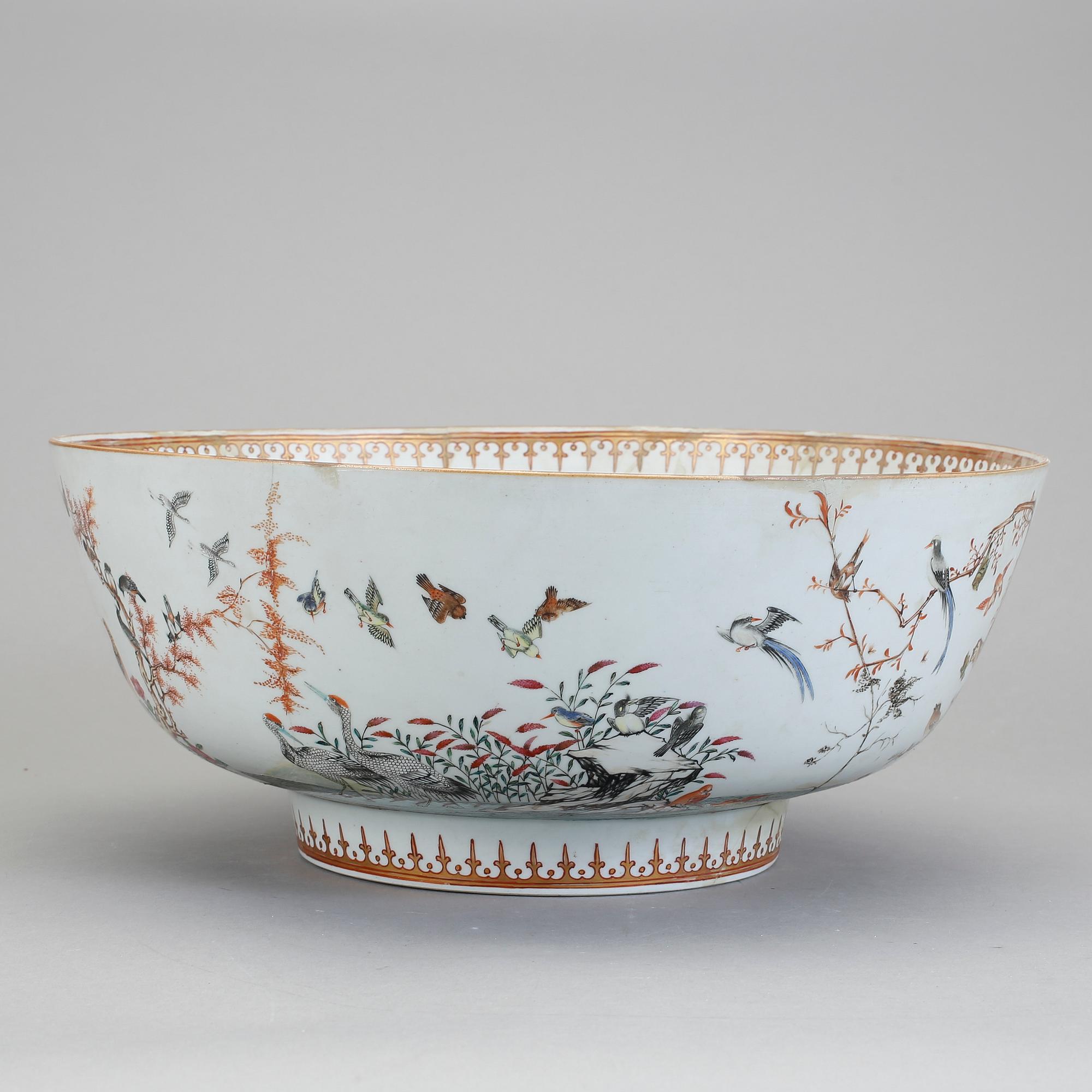 BÅLSKÅL, porslin, Qianlong, Kina 1700-tal.