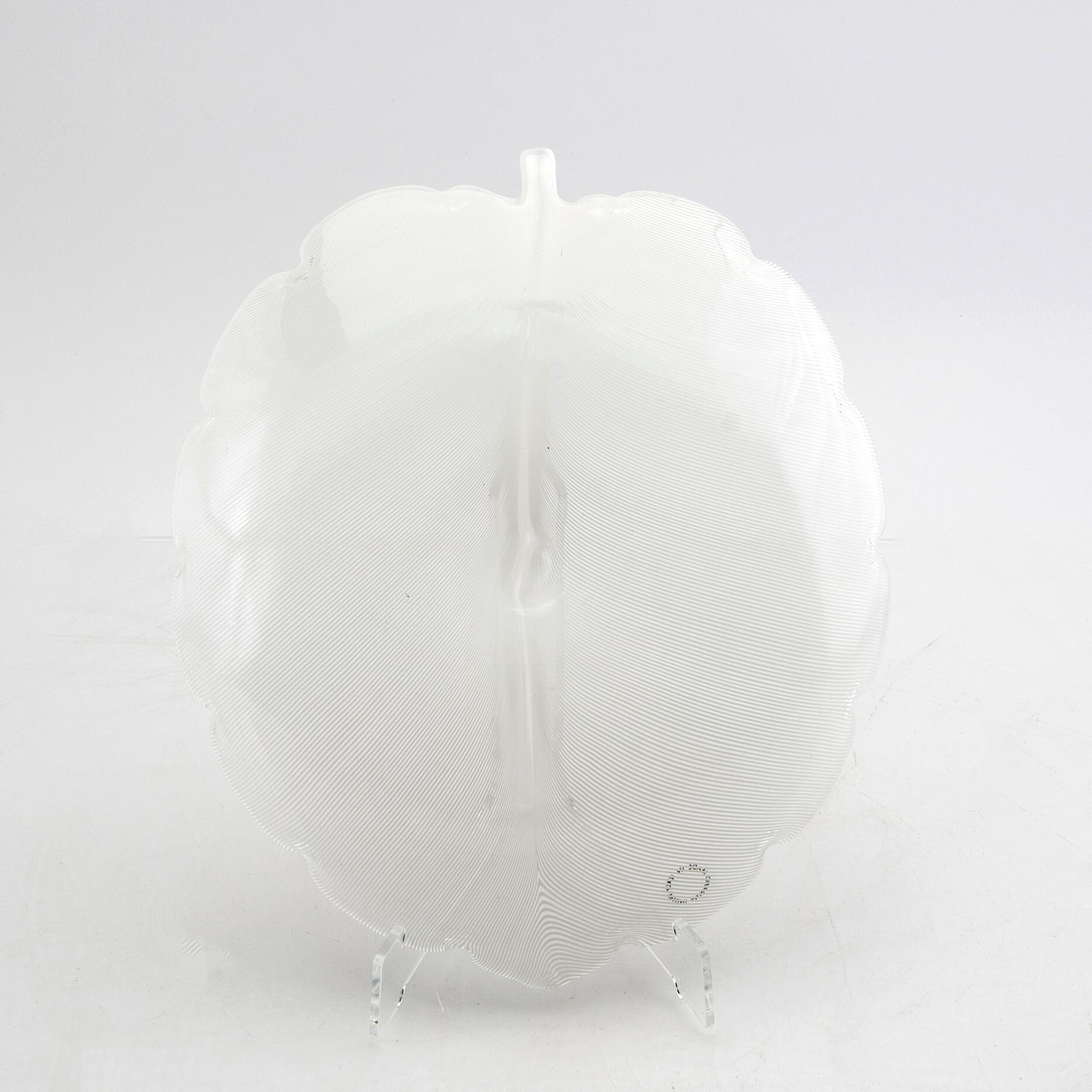 Tyra Lundgren, skålfat, 1990, Venini, Italien.