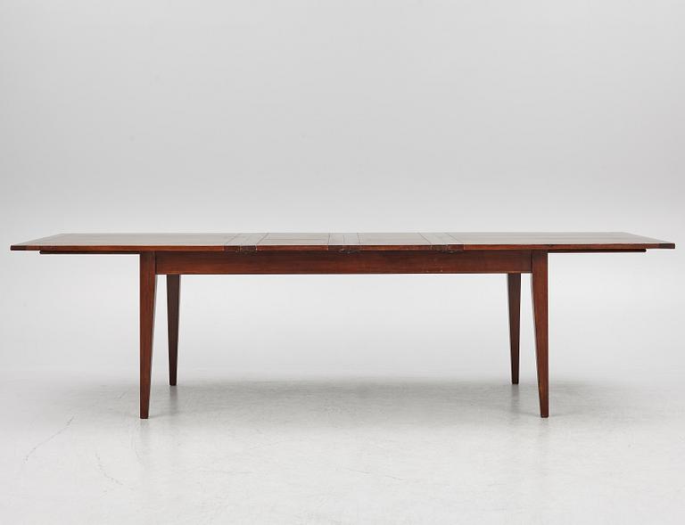 Dining table, Newport, 21st century.