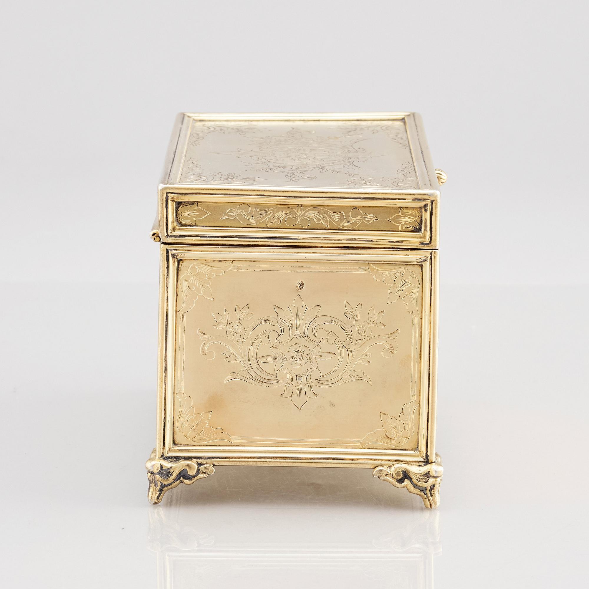 An ottoman empire gilded silver box, Abdul Hamid II's reign (1876-1909).
