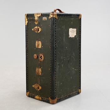 RESEKOFFERT, 1900-talets första hälft.