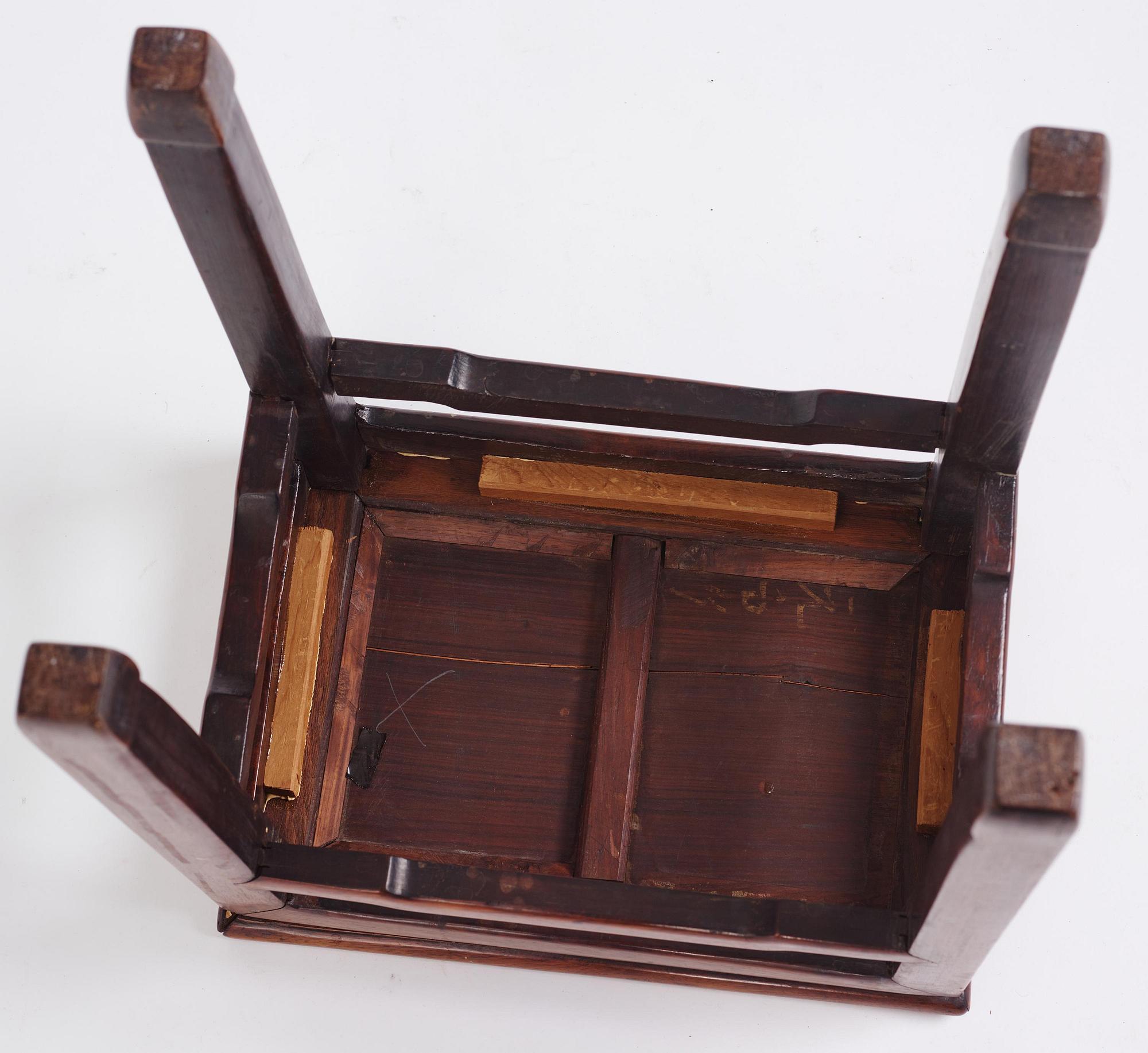 Bord/pall 'Fangdeng', huali, Qingdynastin.